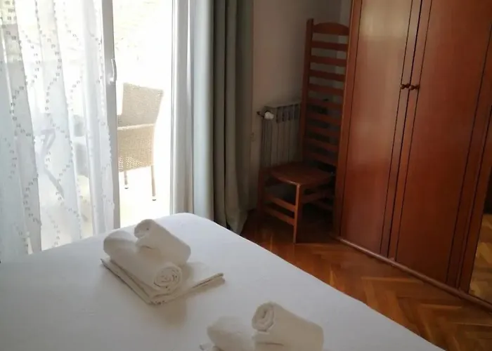 Apartment Natasa Supetar
